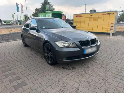 Gebraucht BMW 320 163 PS (119 kW) 2006 Grau Limousine