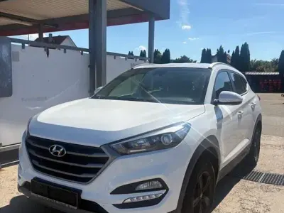 Gebraucht Hyundai Tucson 132 PS (97 kW) 2017 Weiß SUV
