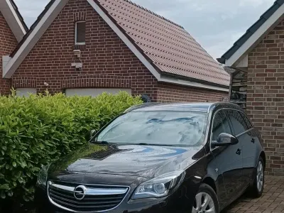 Gebraucht Opel Insignia 100 PS (73 kW) 2016 Braun Limousine