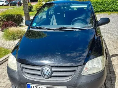 Gebraucht VW Fox 54 PS (39 kW) 2007 Schwarz Kleinwagen
