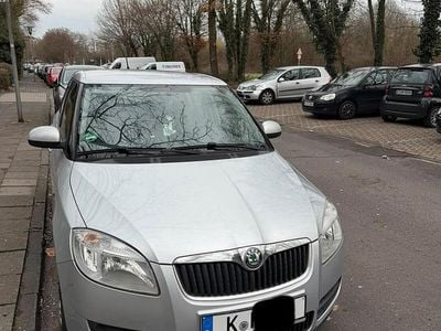 Gebraucht Skoda Fabia 60 PS (44 kW) 2009 Silber Kleinwagen