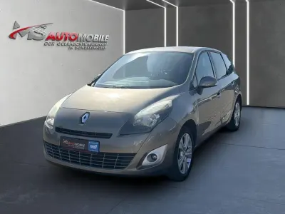 Gebraucht Renault Scénic III Dynamique 131 PS (96 kW) 2011 Beige Van / Kleinbus