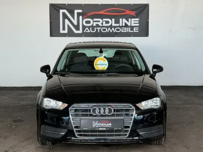 Gebraucht Audi A3 Attraction 110 PS (80 kW) 2015 Schwarz Limousine