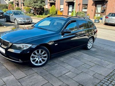 gebraucht BMW 325 xi Touring - Schwarz Benzin/ LPG / Autogas !!!! Allrad