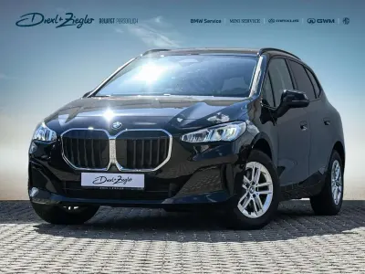 Gebraucht BMW 220 Active Tourer Performance 170 PS (125 kW) 2025 Saphirschwarzmetallic Van / Kleinbus