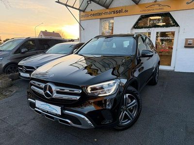 Gebraucht Mercedes GLC300e 194 PS (142 kW) 2022 Schwarz SUV