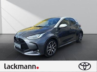 Usata Toyota Yaris Hybrid Style 116 CV (85 kW) 2021 Grigio Berlina