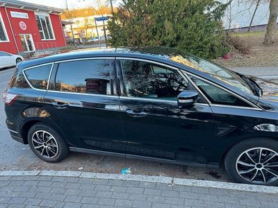 Gebraucht Ford S-MAX S 150 PS (110 kW) 2018 Schwarz Van / Kleinbus