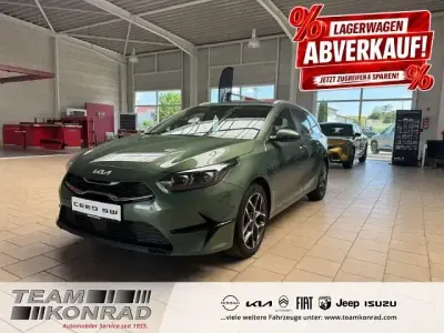Gebraucht Kia Ceed Sportswagon Spirit 140 PS (102 kW) 2025 Grün Kombi