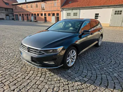 Gebraucht VW Passat 200 PS (147 kW) 2023 Schwarz Kombi