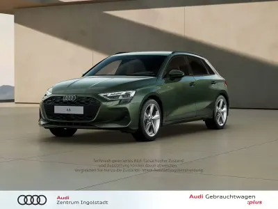 Gebraucht Audi A3 Ambiente 204 PS (150 kW) 2025 Distriktgrün metallic Limousine