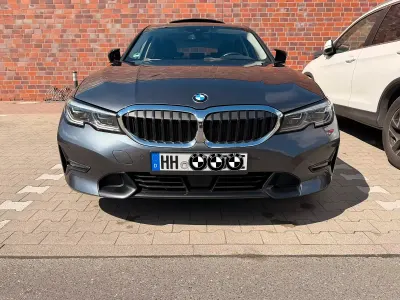 Używany BMW 330 M Sport 292 KM (214 kW) 2021 Szary Sedan/Limuzyna