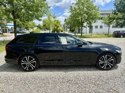 Gebraucht Volvo V90 Plus 253 PS (186 kW) 2022 Schwarz Kombi
