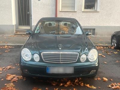 Mercedes E220