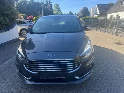 Second-hand Ford S-MAX Titanium 190 CP (139 kW) 2021 Gri Monovolum