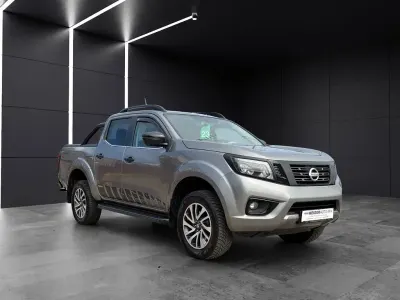 Gebraucht Nissan Navara 360º 190 PS (139 kW) 2020 Grau Pickup