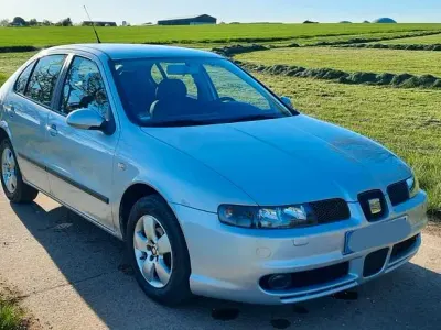 Używany Seat Leon 105 KM (77 kW) 2004 Srebrny Hatchback