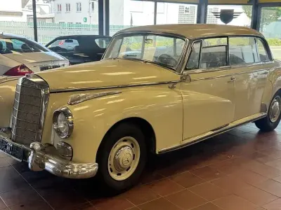 Gebraucht Mercedes 300 160 PS (117 kW) 1960 Weiß Limousine