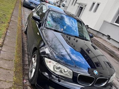 Gebraucht BMW 118 143 PS (105 kW) 2007 Schwarz Kleinwagen