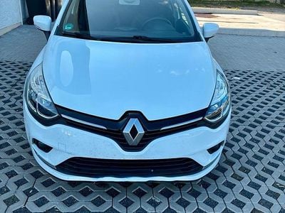 Second-hand Renault Clio GrandTour 90 CP (66 kW) 2018 Alb Break