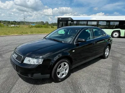 Gebraucht Audi A4 102 PS (75 kW) 2003 Schwarz Limousine