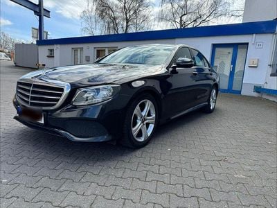 Gebraucht Mercedes E200 150 PS (110 kW) 2019 Schwarz Limousine