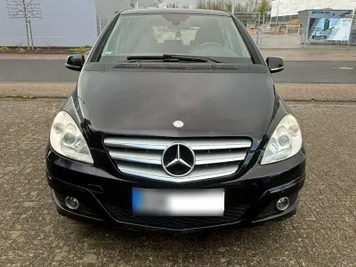 Used Mercedes B150 95 HP (69 kW) 2009 Black Minivan