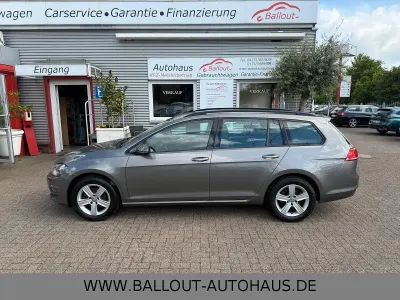 Gebraucht VW Golf VII 110 PS (80 kW) 2017 Grau Kombi