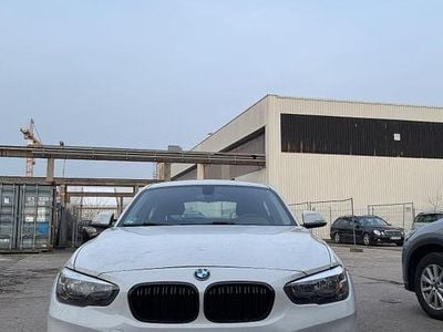 Gebraucht BMW 118 136 PS (100 kW) 2015 Weiß Kleinwagen