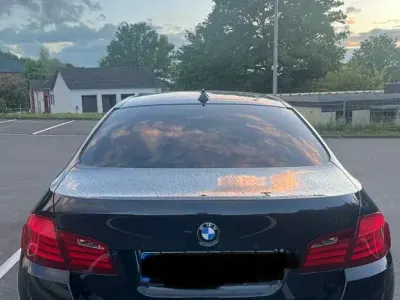 Gebraucht BMW 528 Sport Line 258 PS (189 kW) 2010 Beige Limousine