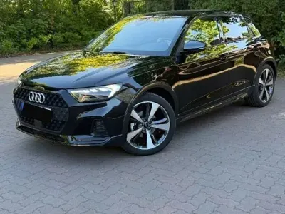 Usata Audi A1 S-Line 150 CV (110 kW) 2020 Nero SUV