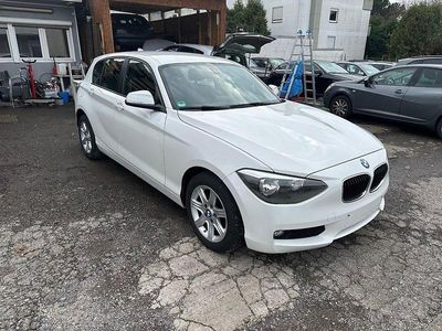 Gebraucht BMW 116 116 PS (85 kW) 2014 Weiß Kleinwagen