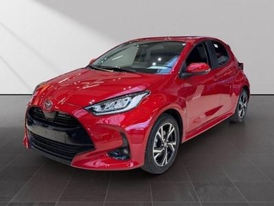 Neu Toyota Yaris Hybrid 117 PS (86 kW) 2026 Rot Kleinwagen