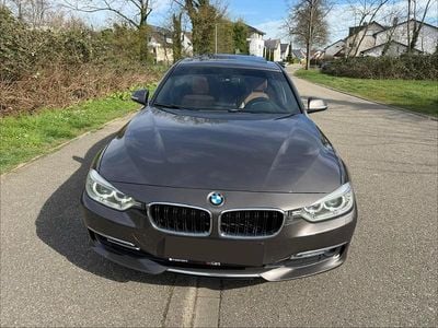 Usata BMW 318 Luxury Line 143 CV (105 kW) 2013 Berlina