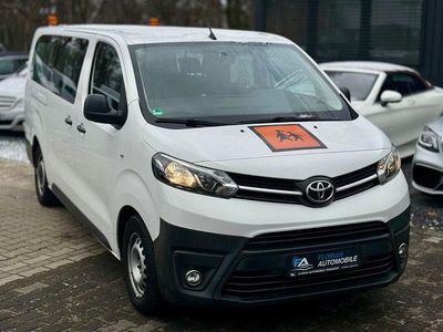Gebraucht Toyota Proace Comfort 116 PS (85 kW) 2017 Weiß Van / Kleinbus