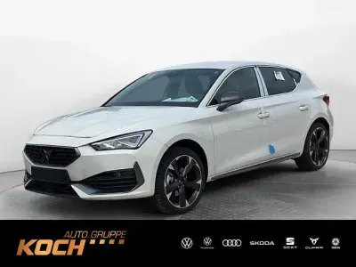 Używany Cupra Leon 150 KM (110 kW) 2025 Biały Sedan/Limuzyna