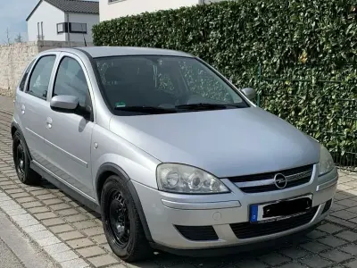 Używany Opel Corsa Edition 80 KM (58 kW) 2006 Srebrny Hatchback