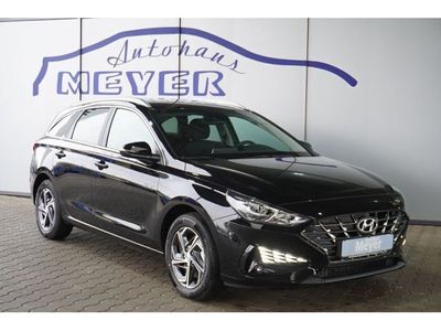 gebraucht Hyundai i30 CW 1.0T-GDI 7DCT 120PS Kamera/Winterp/2-Z.Klima