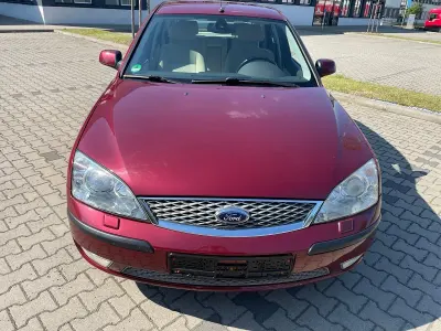 Gebraucht Ford Mondeo Ghia 2005 Rot Limousine