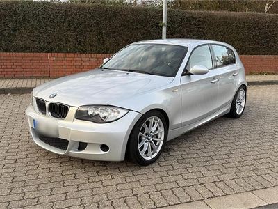 Silber Gebraucht 2005 BMW 130 Shadowline Kleinwagen | 15.900 €