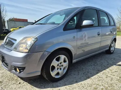 Używany Opel Meriva Innovation 105 KM (77 kW) 2009 Srebrny Minivan