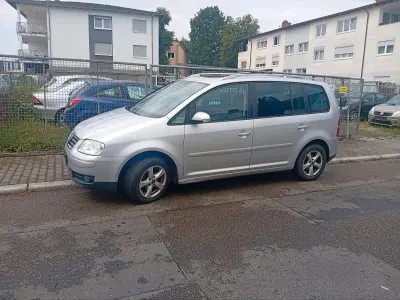 Gebraucht VW Touran 140 PS (102 kW) 2005 Silber Van / Kleinbus