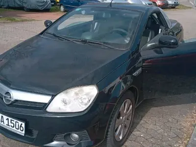 Gebraucht Opel Tigra 90 PS (66 kW) 2008 Schwarz Cabrio