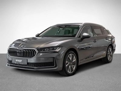 Neu Skoda Superb Selection 193 PS (141 kW) 2026 Graphitegrau metallic