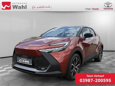 Neu Toyota C-HR 223 PS (164 kW) 2025 Orange SUV