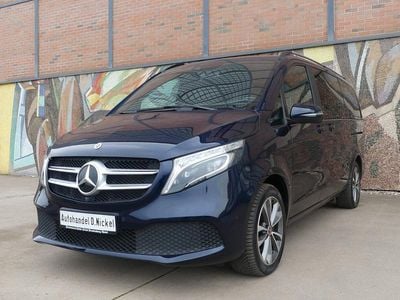 Second-hand Mercedes V300 Avantgarde Edition 237 CP (174 kW) 2021 Albastru Monovolum