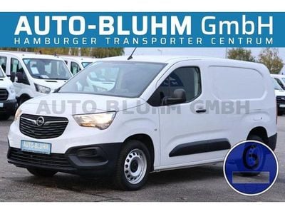 Gebraucht Opel Combo 102 PS (75 kW) 2023 Kaolinweiß Van