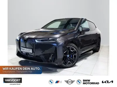 Gebraucht BMW iX Sport Line 239 kW (326 PS) 2022 Sophistograu brillanteffekt SUV