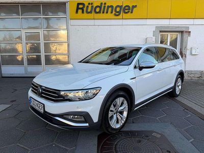 Usata VW Passat Alltrack 200 CV (147 kW) 2023 Bianco Station wagon