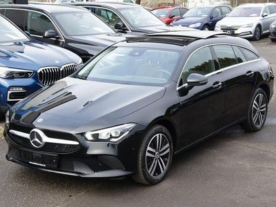 Gebraucht Mercedes CLA250e Shooting Brake 218 PS (160 kW) 2021 Schwarz Kombi
